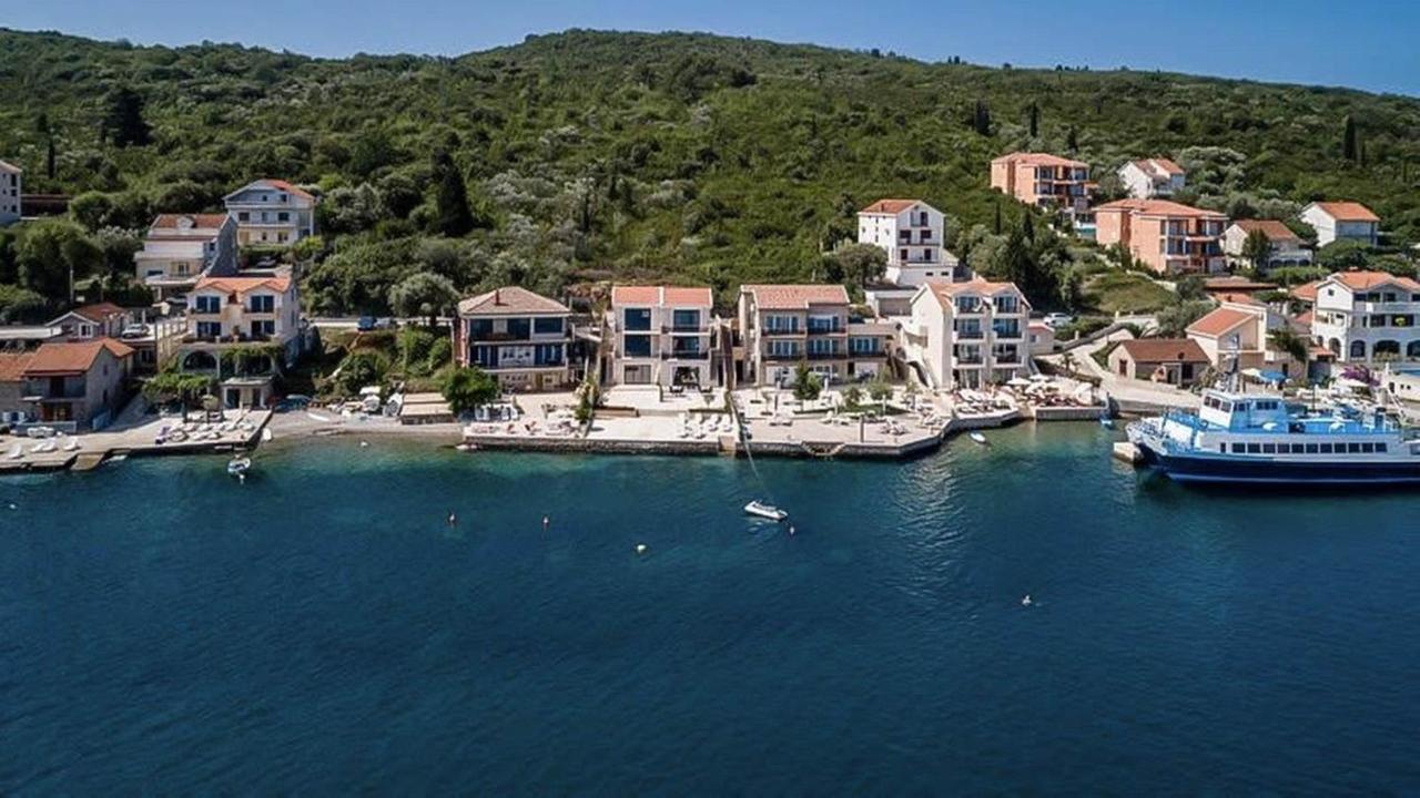 Apartments Tramonto Tivat Exterior photo
